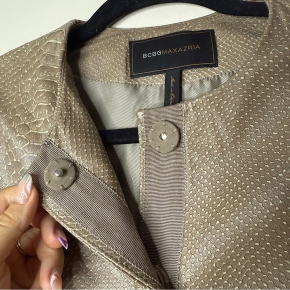 BCBGMAXAZRIA 100% Genuine Leather Tan Snakeskin Longlined Layering Fall Jacket - Picture 4 of 11